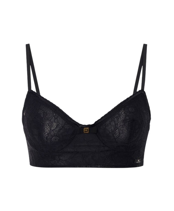 haut-noir-au-design-elegant