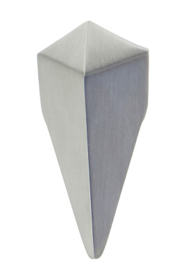 crystal-pyramid-metallic-ring-jewelry