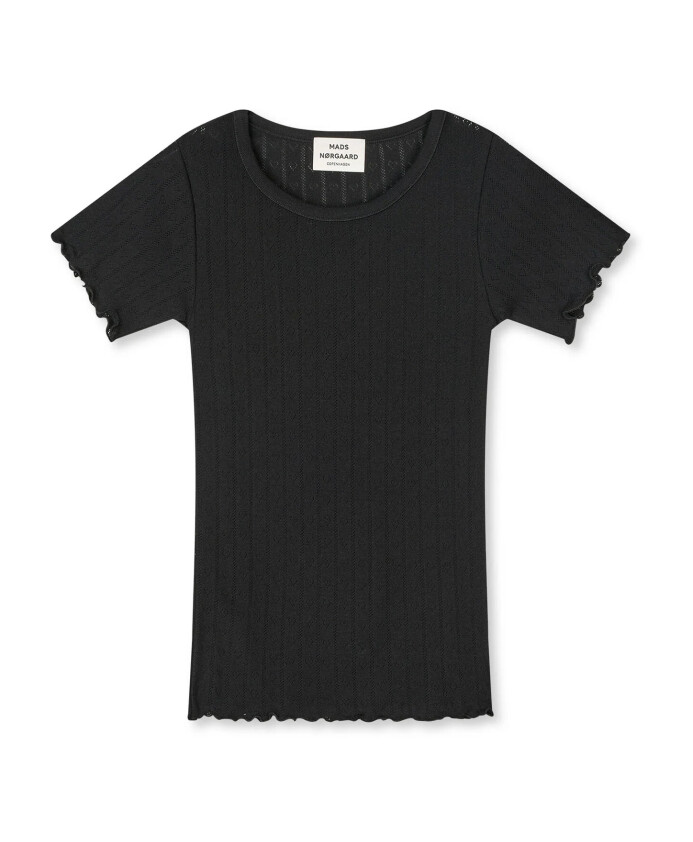zwarte-gebreide-blouse-met-korte-mouwen