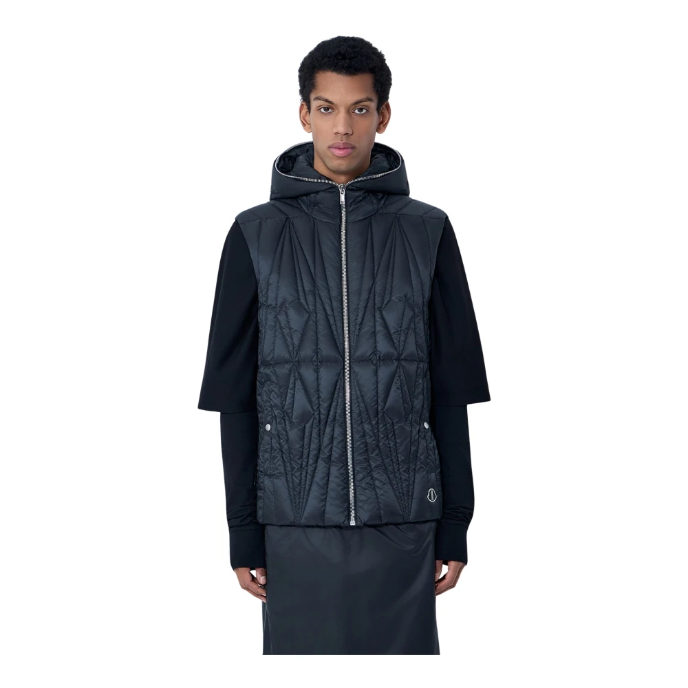 Moncler Men's Black Waistcoats, M, Geocamo Flight Quilted Hooded Gilet