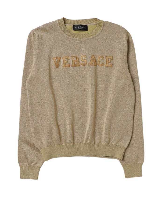 chic-silver-knit-sweater