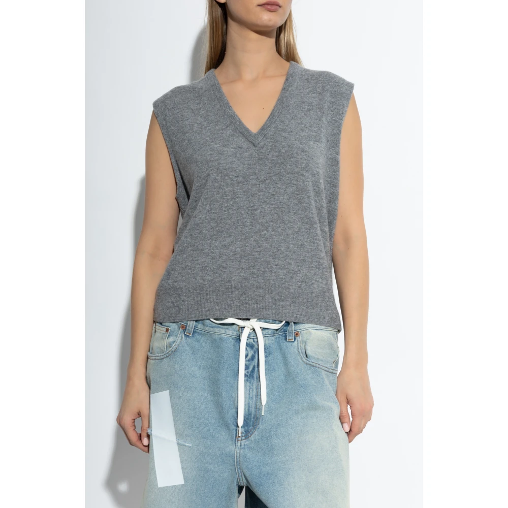 Maison Margiela Wollen vest met V-hals Gray Dames