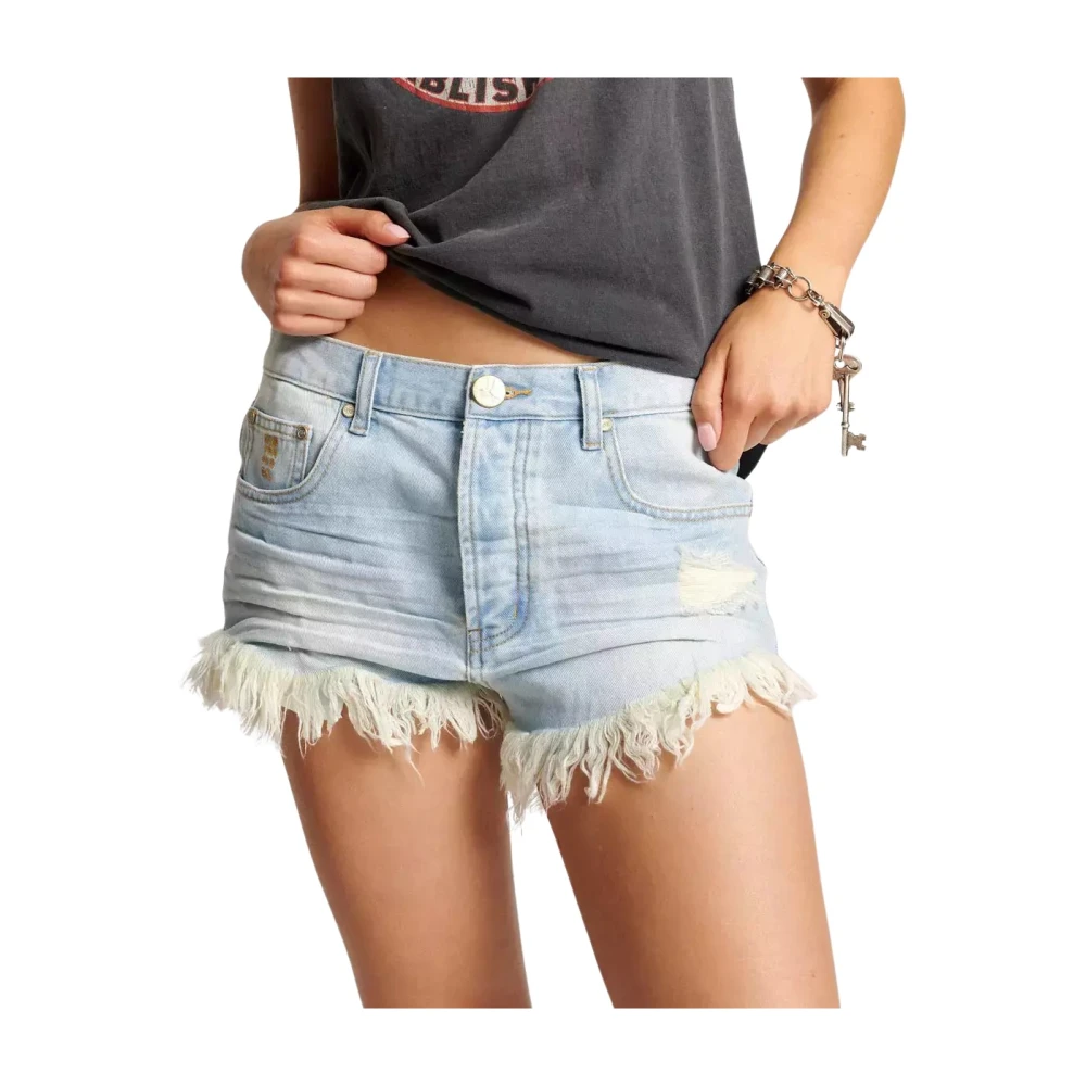 One Teaspoon Versleten denim shorts in lichtblauw Blue Dames