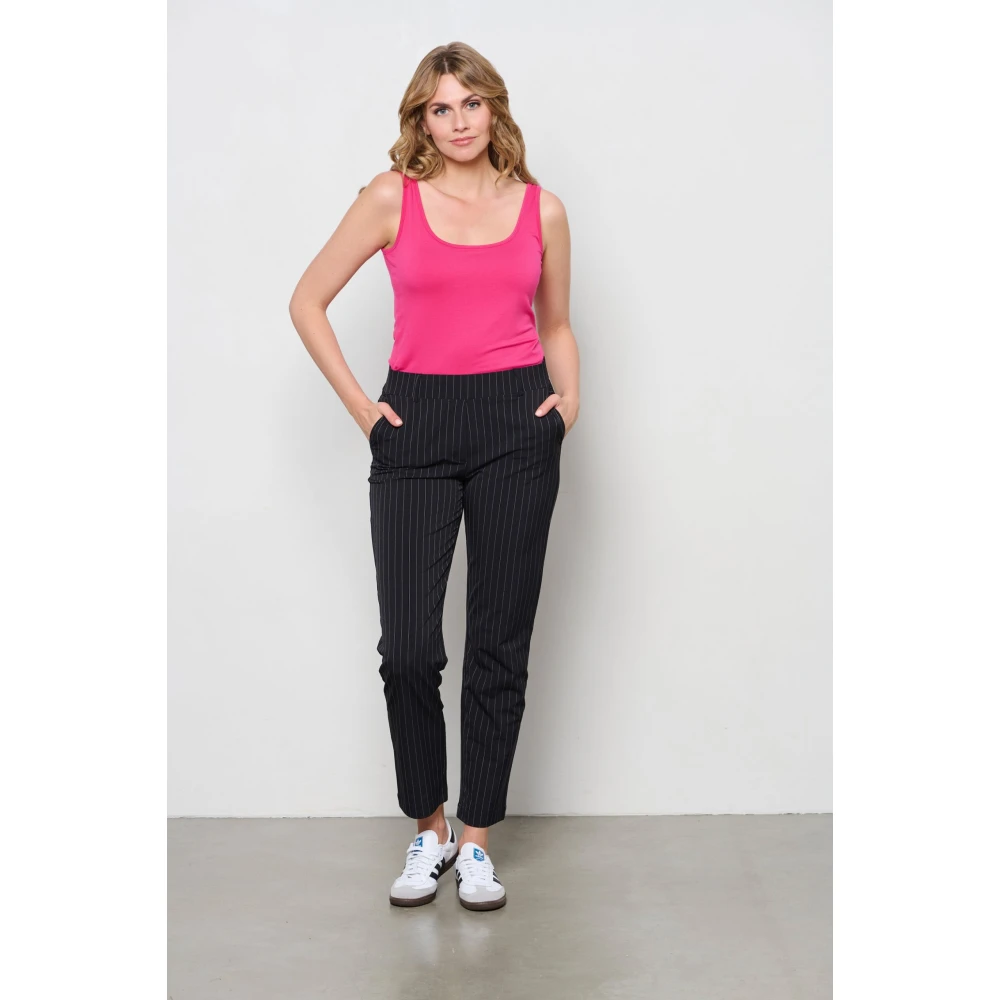 &Co Woman Pin-Stripe Cigarette Broek Black Dames