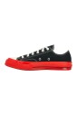 baskets-basses-en-toile-noire-semelle-rouge