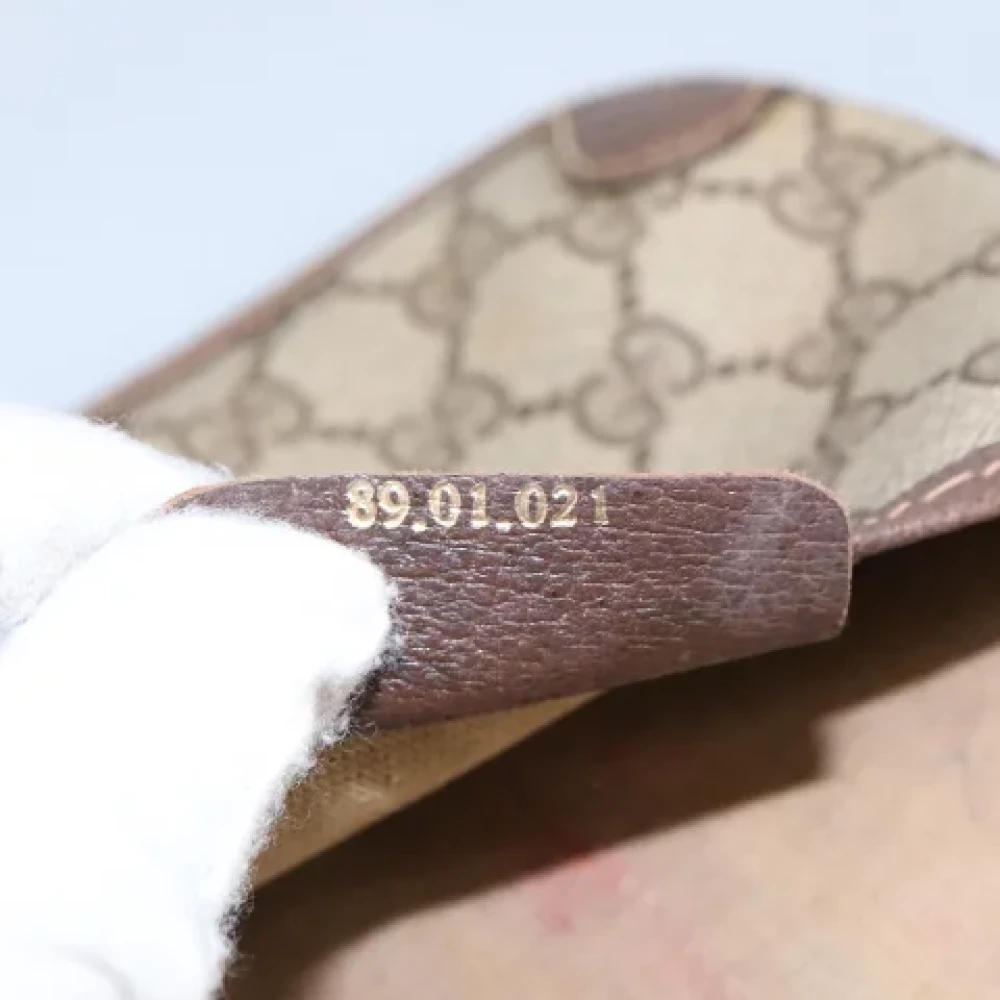 Gucci Vintage Pre-owned Canvas clutches Beige Dames