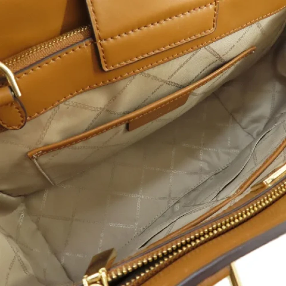 Michael Kors Pre-owned Plastic totes Brown Dames