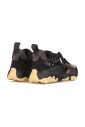 low-top-sneakers