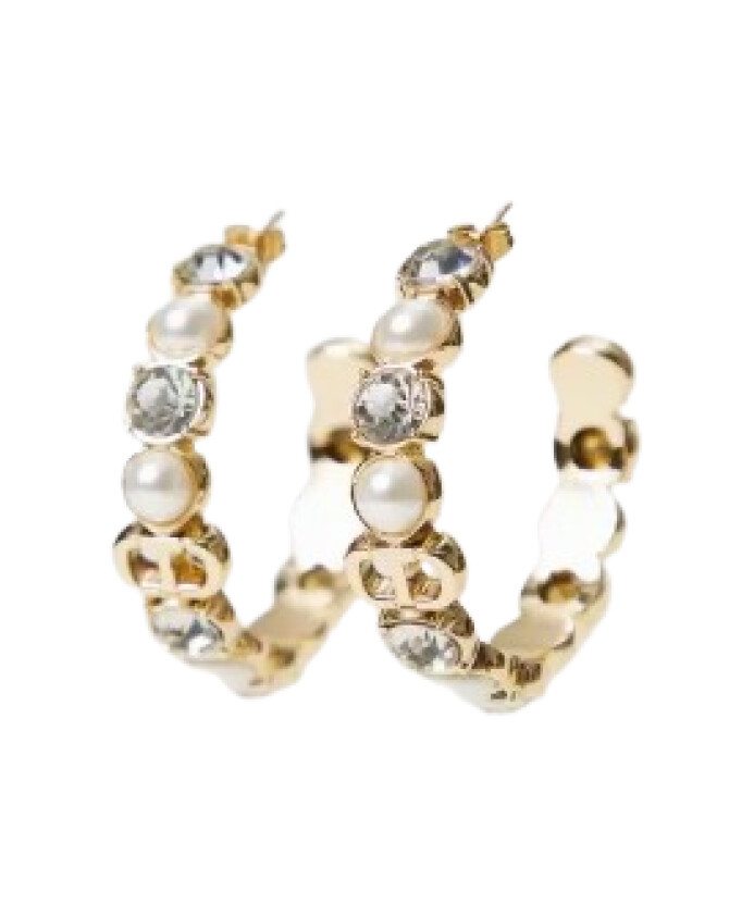 ensemble-d-accessoires-chics