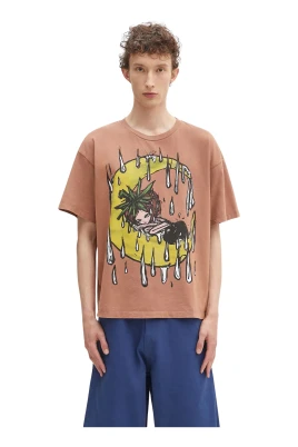 Eri Tee