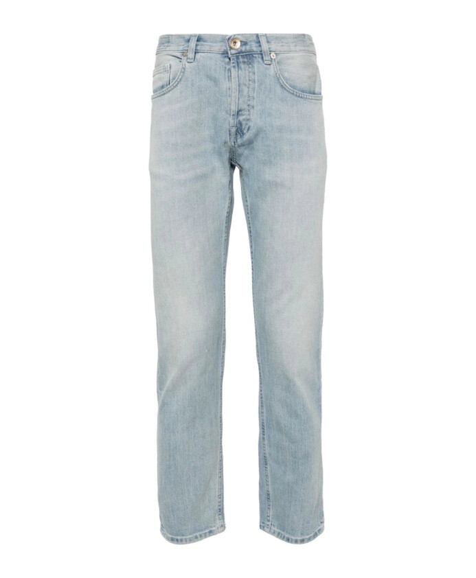 slim-fit-jeans