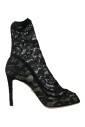 bottes-chaussures-noires-en-dentelle-extensible