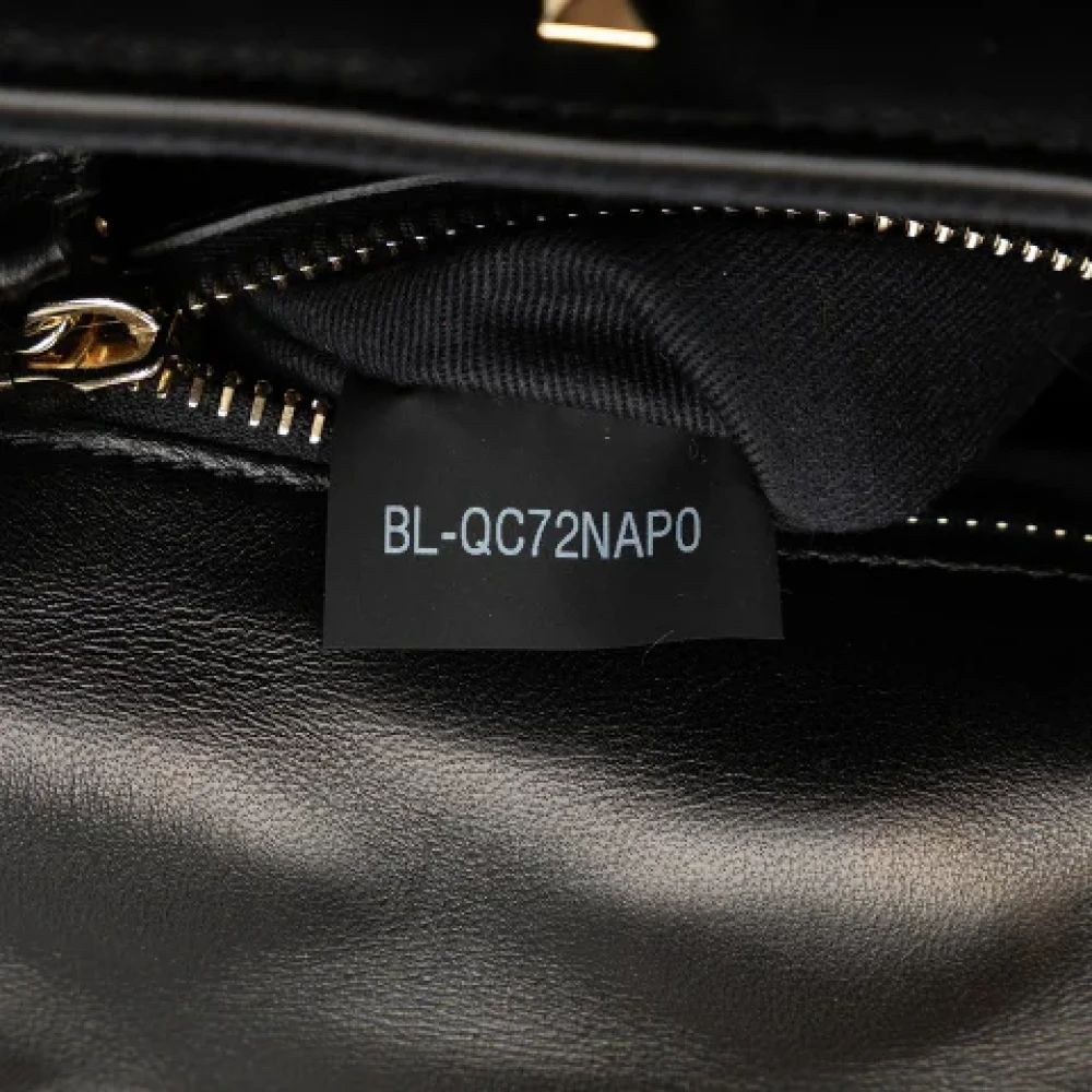Valentino Vintage Pre-owned Leather shoulder-bags Black Dames