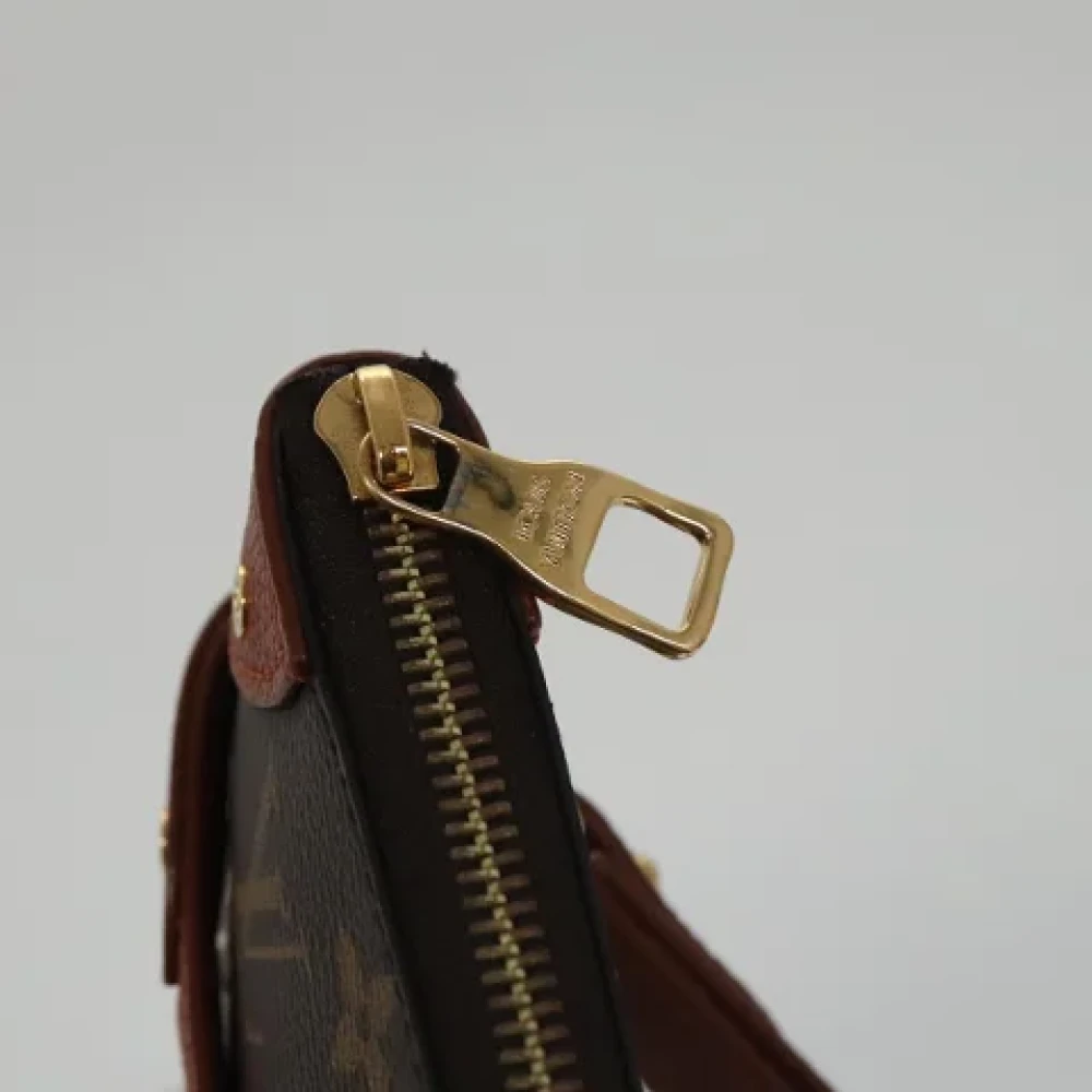 Louis Vuitton Vintage Pre-owned Canvas clutches Brown Dames