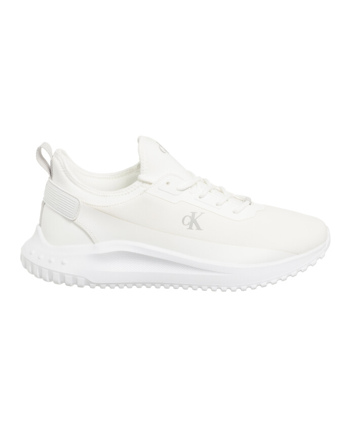 baskets-a-lacets-unies