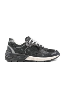 black-sneakers-stylish-versatile
