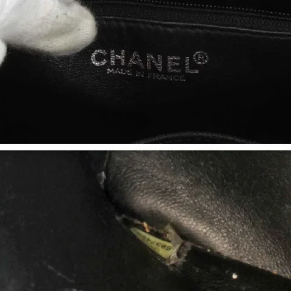 Chanel Vintage Pre-owned Leather totes Gray Dames