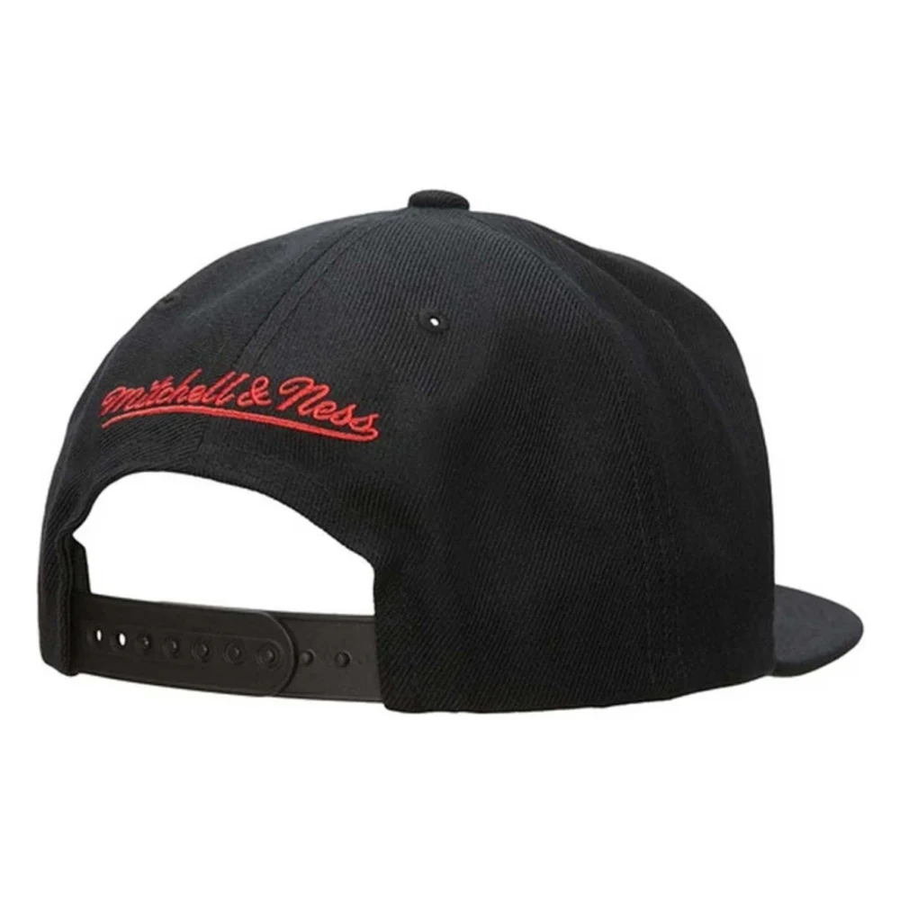 Mitchell & Ness Chicago Bulls Cap Black Unisex