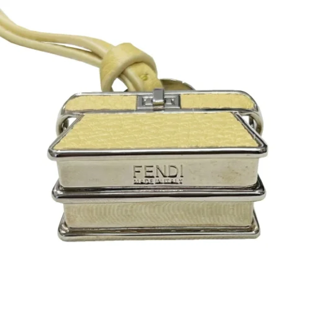 Fendi Vintage Pre-owned Leather key-holders Yellow Dames