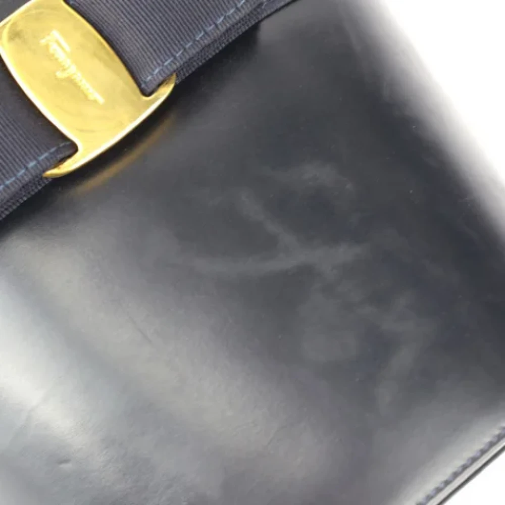 Salvatore Ferragamo Pre-owned Fabric handbags Black Dames