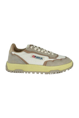 wildpace-low-sneakers-i-beige-mesh-och-mocka