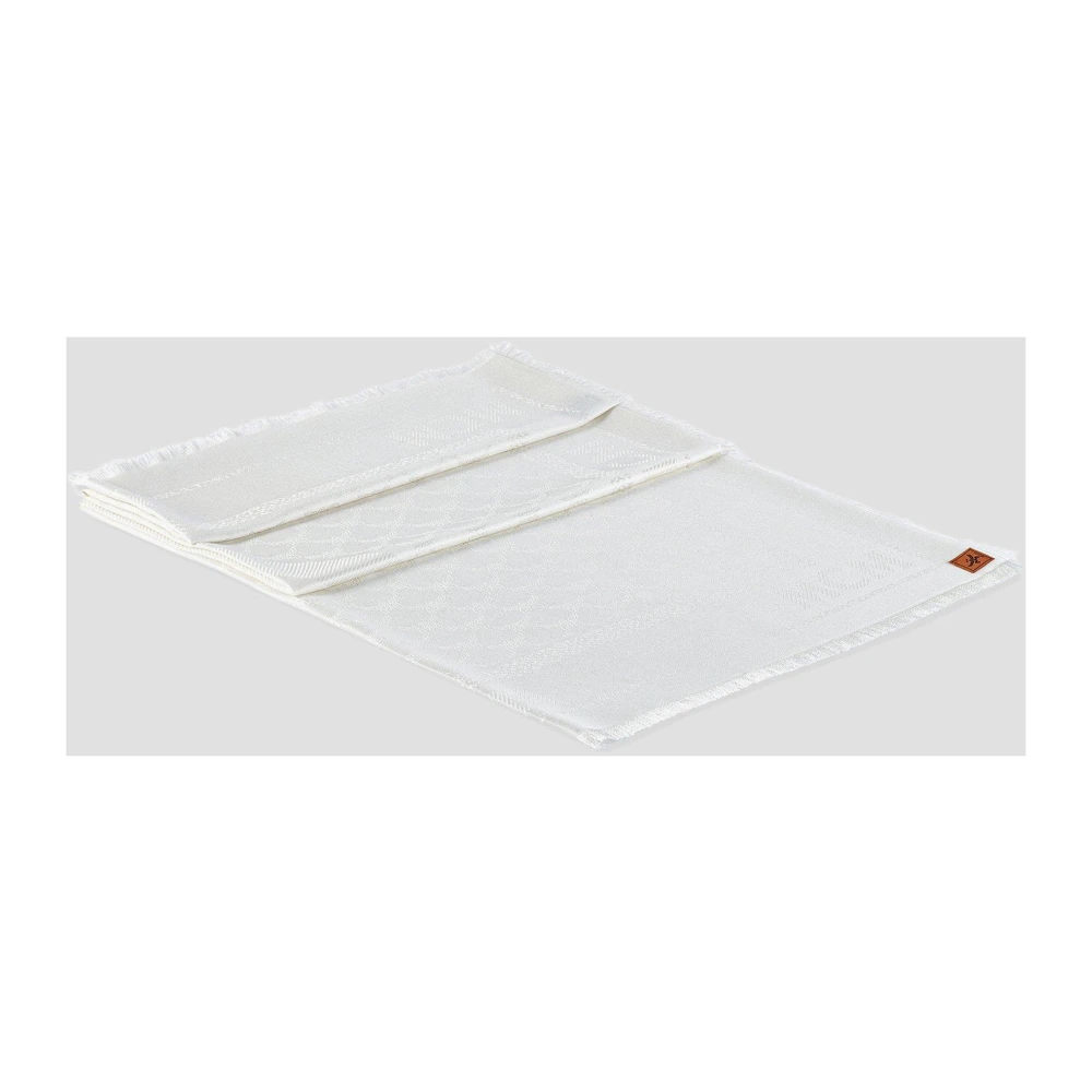 MCM Jacquardsjaal met diamantlogo White Dames
