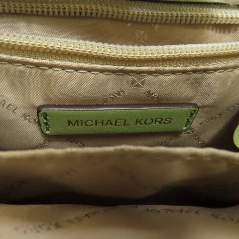 Michael Kors Pre-owned Canvas handbags Green Dames