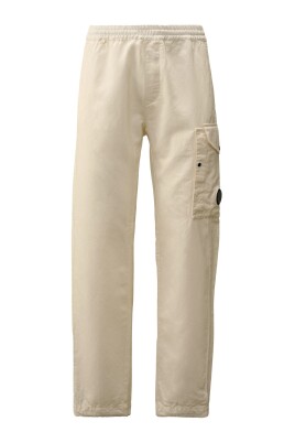 white-trousers-for-men