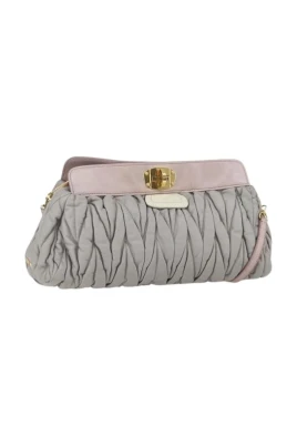 Pre-owned Leather Shoulder Bag