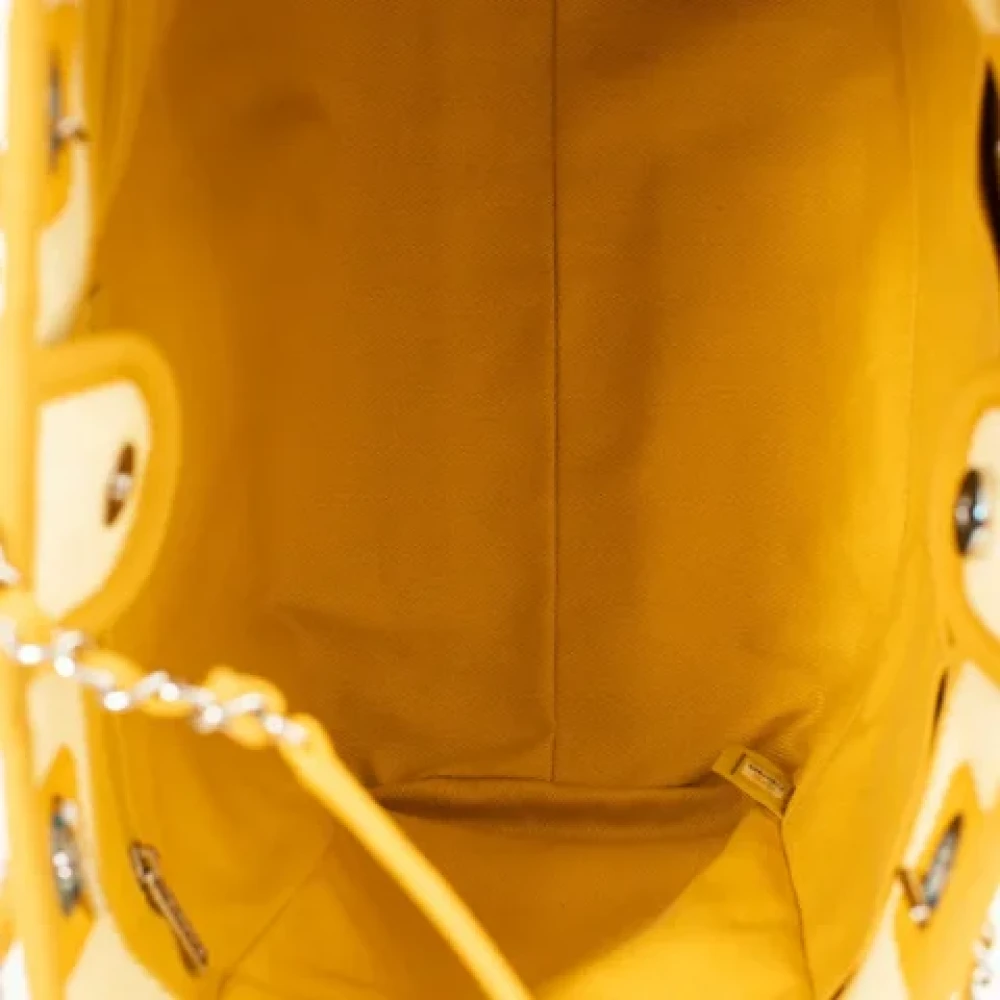 Chanel Vintage Pre-owned Canvas chanel-bags Yellow Dames