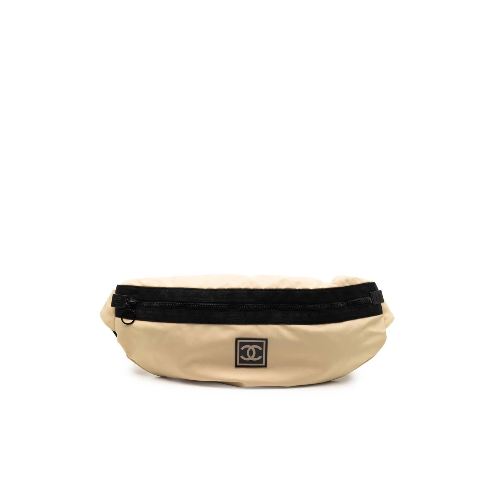 Chanel Vintage Women's Brown Pre-Owned Belt Bag