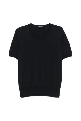 crew-neck-sweater