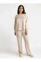 sweat-shirt-avec-clous