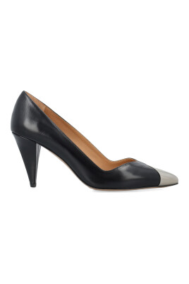 black-pointed-toe-stiletto-pumps