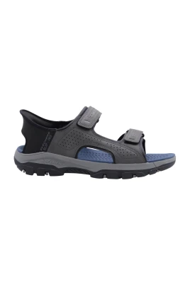 Stilren sandal med VISLIJN-design