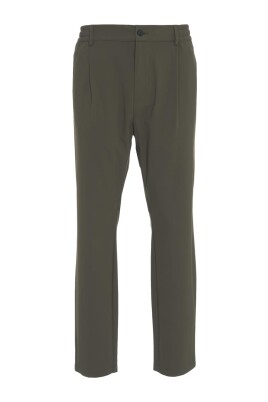 green-tapered-fit-pants-mitte