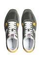 bleu-fonce-cuir-daim-baskets