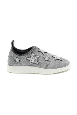 casual-sneakers