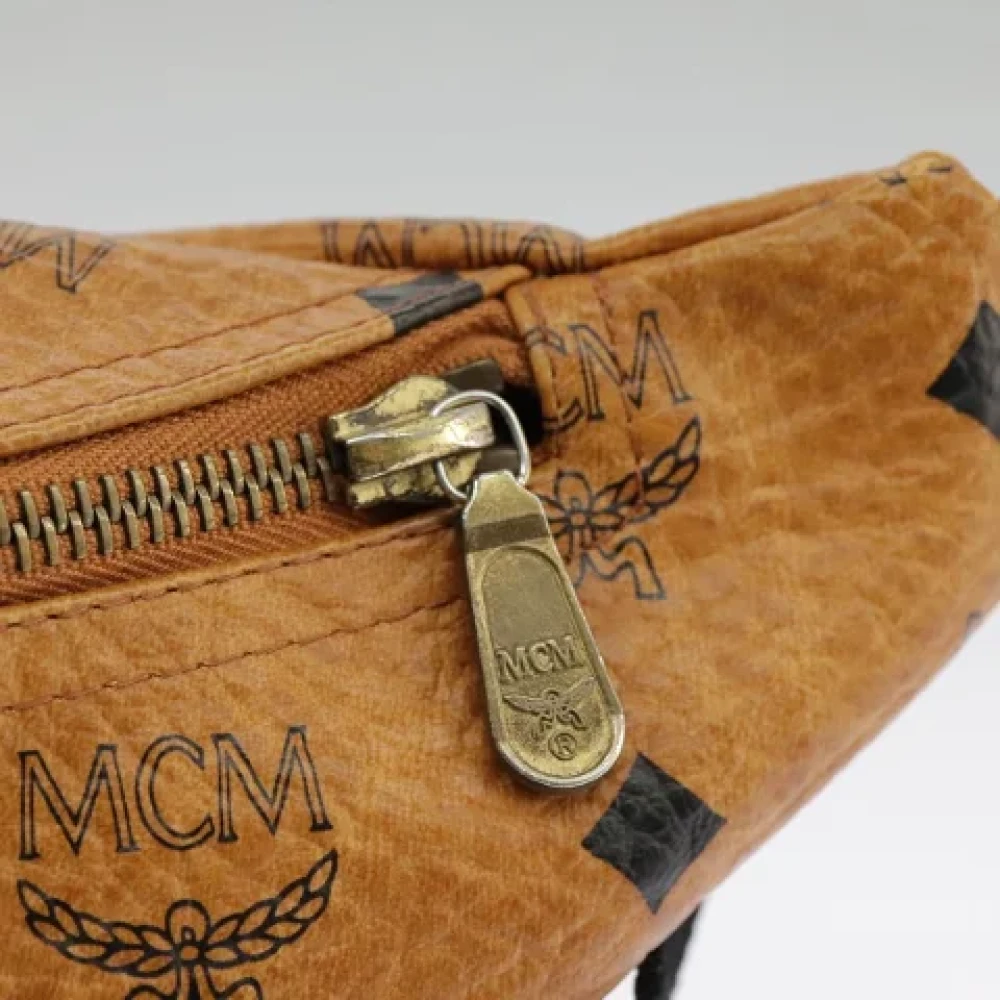 MCM Pre-owned Canvas crossbody-bags Brown Dames