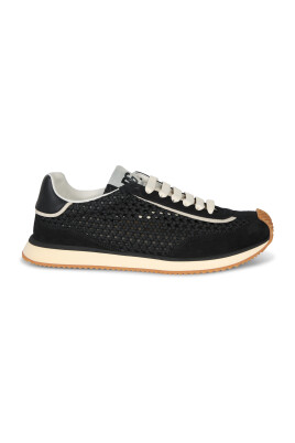black-sneakers-for-men