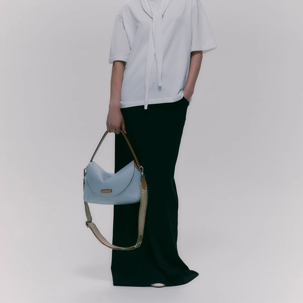 Gianni Chiarini Heldere Blauwe Leren Schoudertas Blue Dames