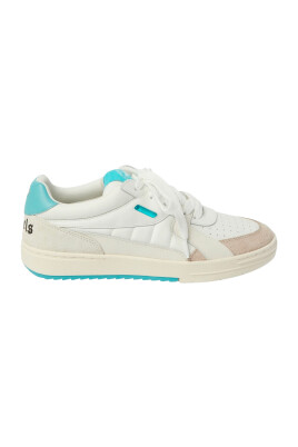 low-top-sneakers