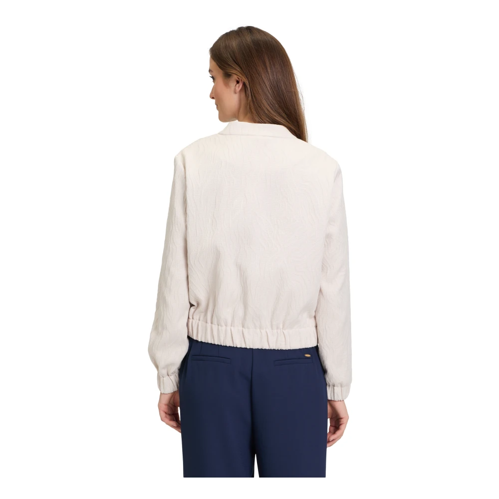 Betty & Co Blouson met Jacquard Beige Dames