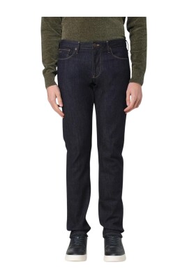 classic-dark-wash-jeans-for-men