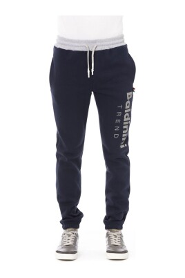 sporty-sweatpants-with-timeless-elegance