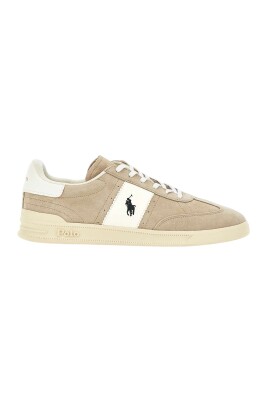 casual-sneakers-for-men-and-women