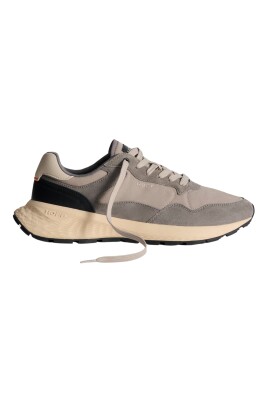 sneakers-a-memoire-de-forme