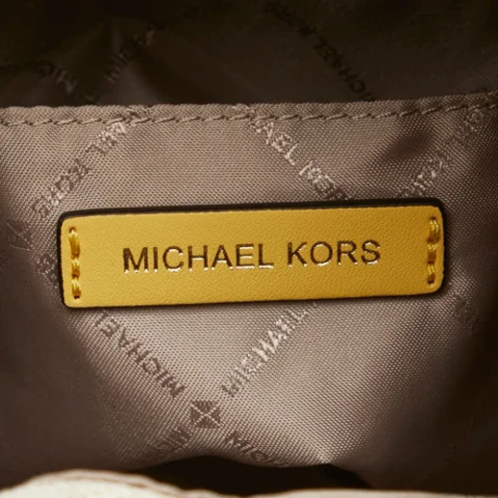 Michael Kors Pre-owned Leather handbags Yellow Dames