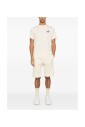 shorts-neutres-pour-un-look-elegant