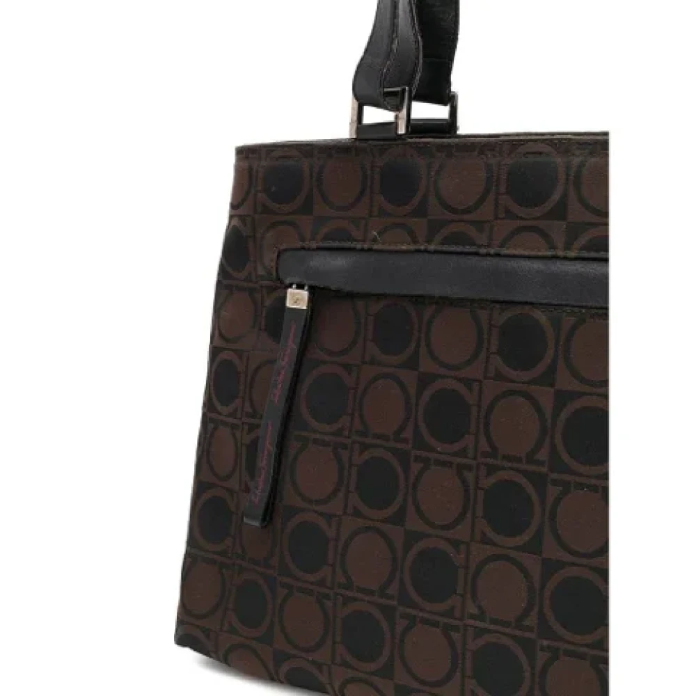 Salvatore Ferragamo Pre-owned Cotton handbags Brown Dames